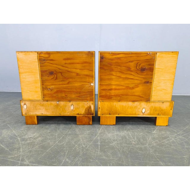 1950s Mid-Century Italian Walnut Nightstands, 1950s, Set of 2 For Sale - Image 5 of 18