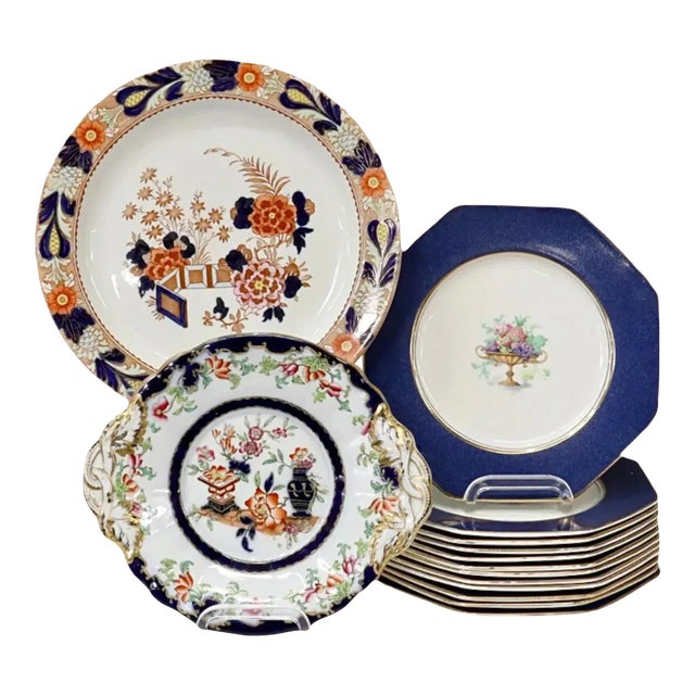 1980s English Wedgwood Dish Set - 14 Pieces For Sale
