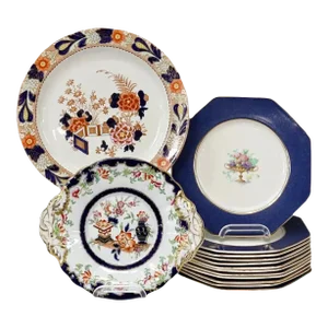1980s English Wedgwood Dish Set - 14 Pieces