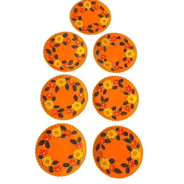 Mid Century Retro Orange Floral Plates Made in Italy - Set of 7 For Sale - Image 10 of 11
