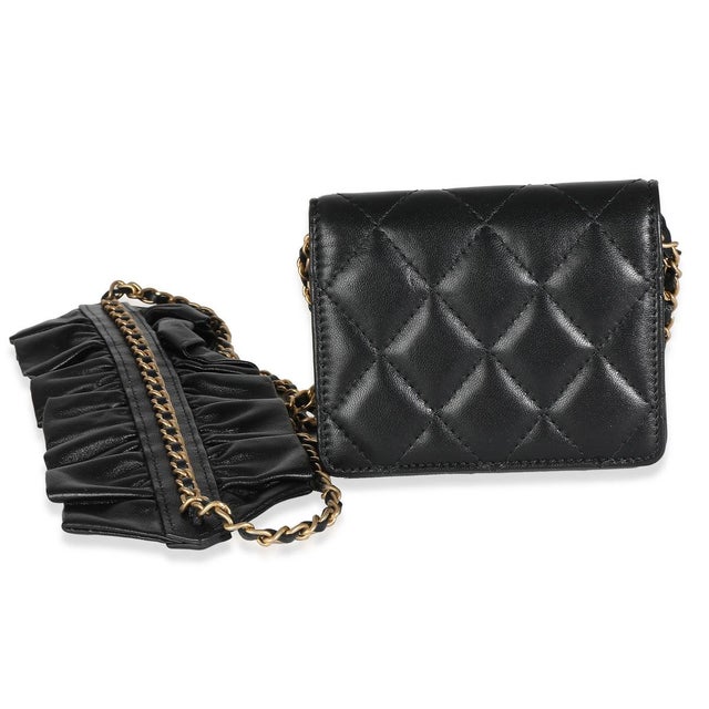 Contemporary Black Quilted Lambskin Ruffled Card Holder On Chain For Sale - Image 3 of 8