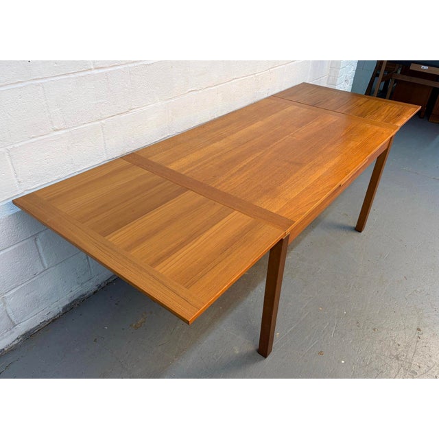 Mid 20th Century Mid-Century Modern Danish Teak Draw-Leaf Table For Sale - Image 5 of 14