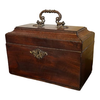 Antique 18th Century English George II Highly Figured Mahogany Tea Caddy Box With Gilt Bronze Handle & Escutcheon For Sale