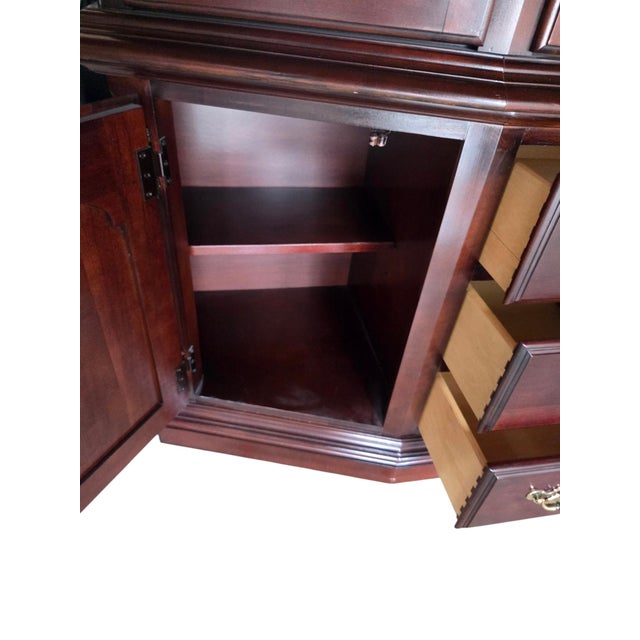 Brown 1990s Thomasville Collectors Cherry China Cabinet Breakfront Hutch Curio Chippendale For Sale - Image 8 of 13
