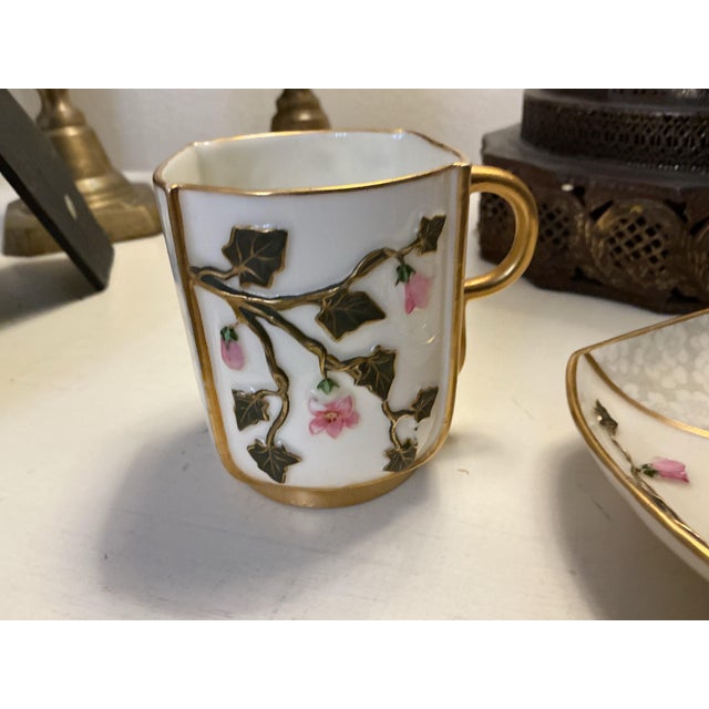 Late 19th Century Royal Worcester Teacup & Saucer For Sale In Miami - Image 6 of 12