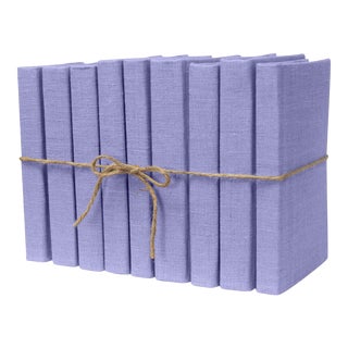 Light Very Peri Linen Wrapped ColorPak For Sale