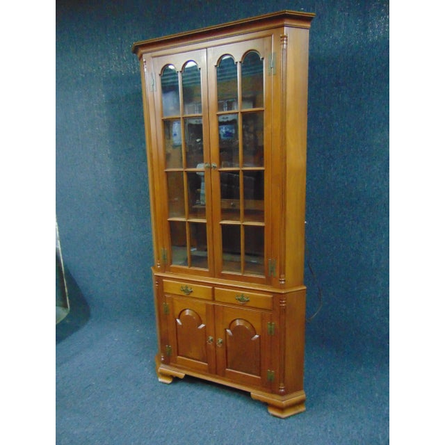 Custom Hand Made corner cabinet by Robert Treate Hogg of Oxford Pennsylvania in 1971 . Made in 2 pieces , solid walnut,...