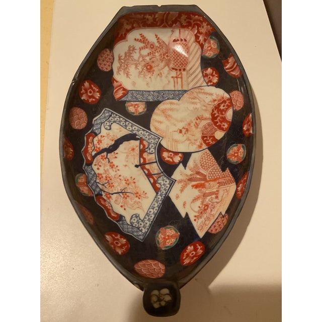 Ceramic Antique Japanese Imari Porcelain Dish Period: Meiji Era (1868–1912) For Sale - Image 7 of 18