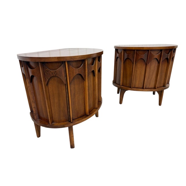 This stunning pair of Mid-Century Modern Kent Coffey Perspecta walnut commode nightstands embodies the sophisticated...