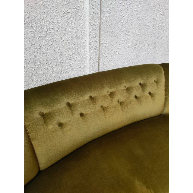 Green Mid-Century Scandinavian Velvet Banana Sofa, 1980 For Sale - Image 8 of 12