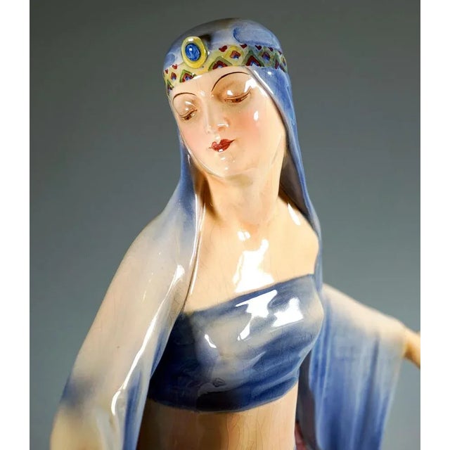 1930s Egyptian Temple Dancer Figurine by Marcell Goldscheider, Vienna, 1930 For Sale - Image 5 of 10