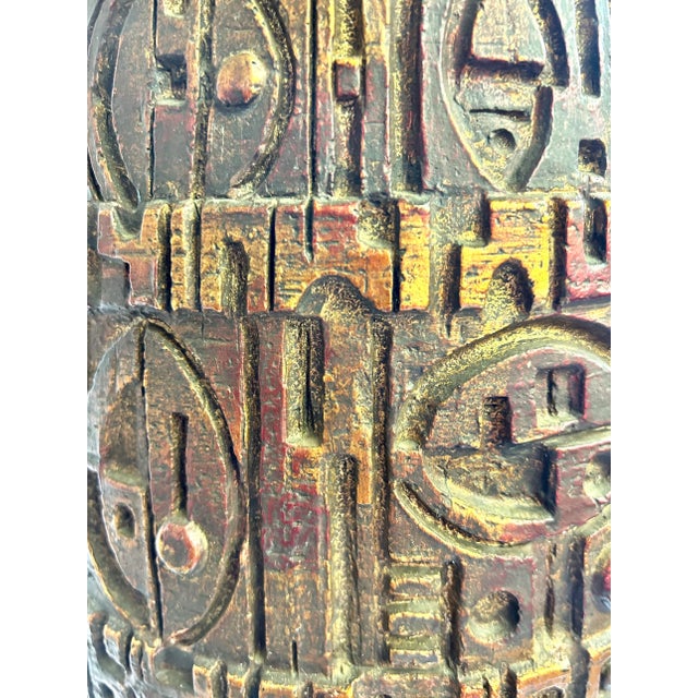 1970s Oversized Mid-Century Brutalist Dimensional Glazed Pottery Table Lamp With Original Pebbled Shade. Attributed to Robert Maxwell For Sale - Image 5 of 7