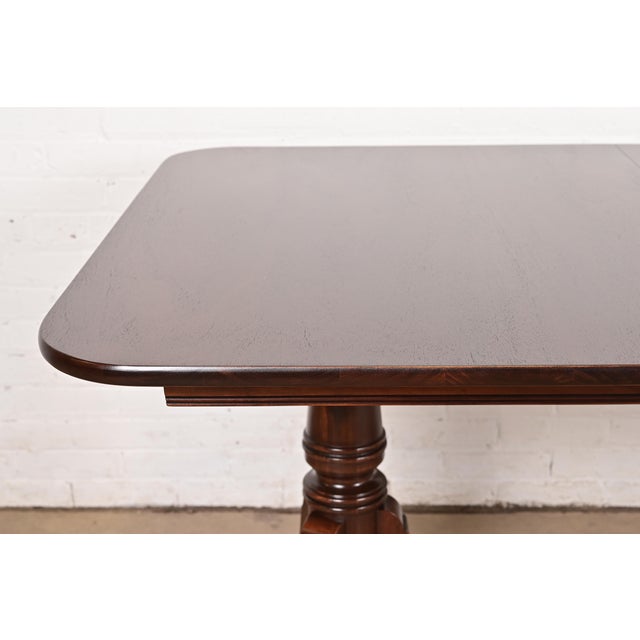 Baker Furniture Style Georgian Mahogany Double Pedestal Extension Dining Table, Newly Refinished For Sale - Image 9 of 13