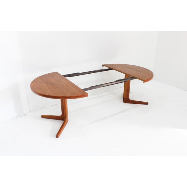 Vintage Danish Round Extendable Dining Table in Teak, 1960s For Sale - Image 3 of 8