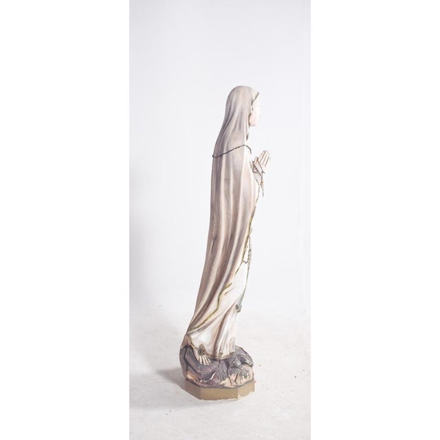 Late 19th Century Figure of Our Lady of Lourdes in Ceramic, 1890 For Sale - Image 5 of 10
