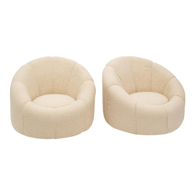 Round Modernist Style Pair of Armchairs For Sale
