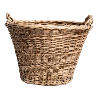 Mid 20th Century France Tan Wicker Basket For Sale