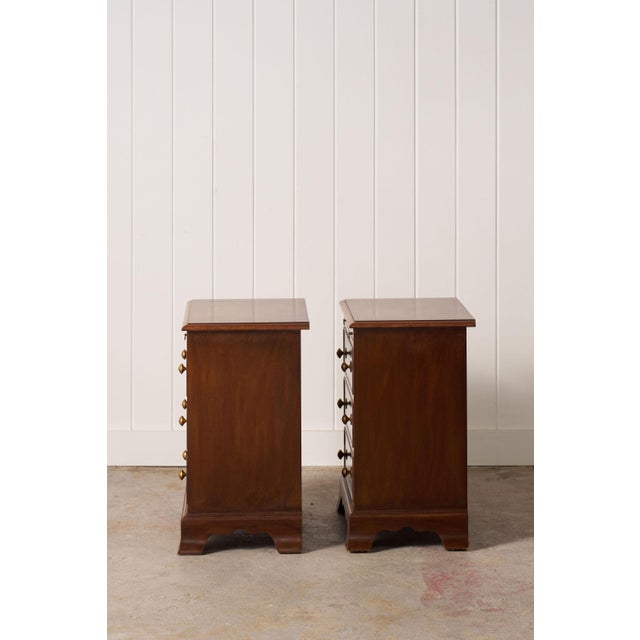 Pair of Georgian Style Burl Bedside Chests For Sale - Image 4 of 13