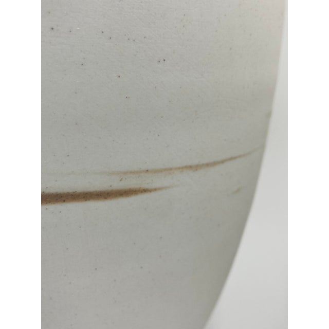 Antique White Sahara Sand White Ceramic Table Lamps With Hand Painted Brush Strokes With Shades - a Pair For Sale - Image 8 of 11