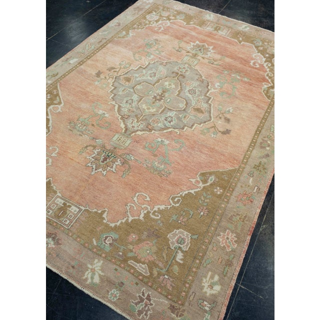 Turkish Turkish Vintage Rug 5'1" x 7'5" #17114 For Sale - Image 3 of 8