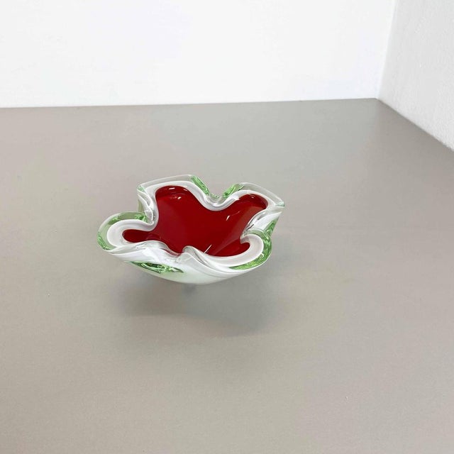 Large Murano Glass Bowl or Ashtray, Italy, 1970s For Sale - Image 3 of 18