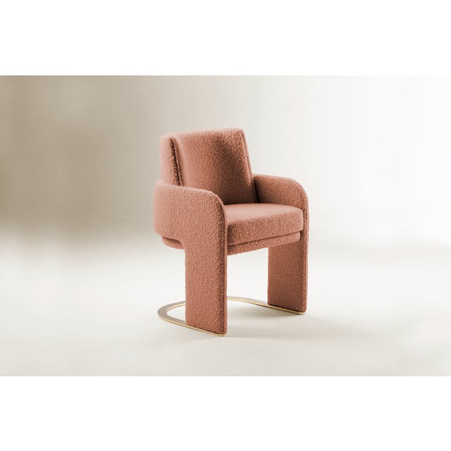 Odisseia chair embodies the aesthetic spirit of the space age, a new kind of discreet luxury and comfort inspired by a...