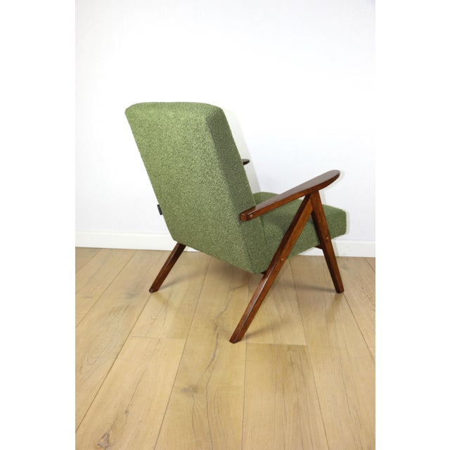 Vintage B-310 Var Armchair in Green Boucle, 1970s For Sale - Image 6 of 10
