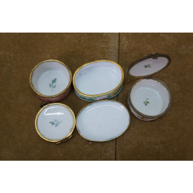 2 Antique French Limoges & 1 Chinese Cloisonne Frog Trinket Pill Snuff Boxes For Sale - Image 12 of 16