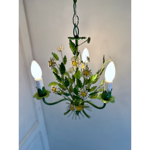 Italian Painted Tole Daisy Chandelier by Sergio Terzani, 1970s For Sale - Image 6 of 15