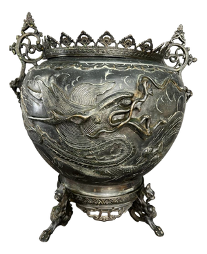 Japanese Meiji Bronze Flowerpot with Dragon Motif, 1890