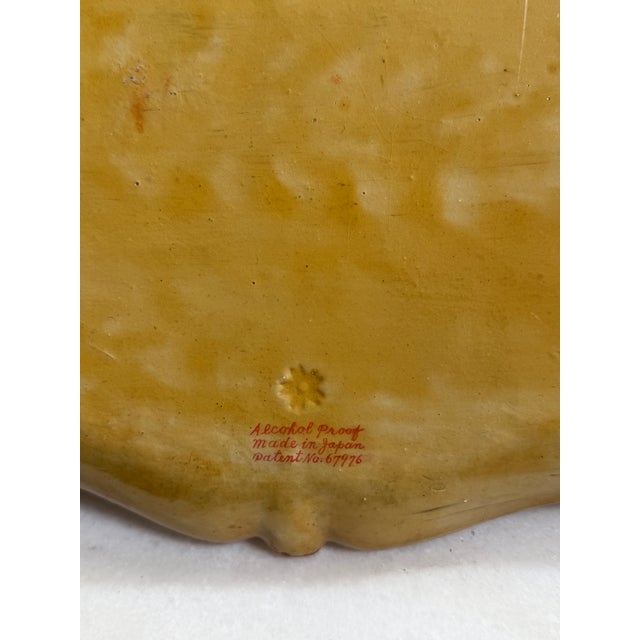 Paper Vintage Japanese Lacquered Papier-Mâché Floral Serving Tray, Circa 1940s–1950s For Sale - Image 7 of 8