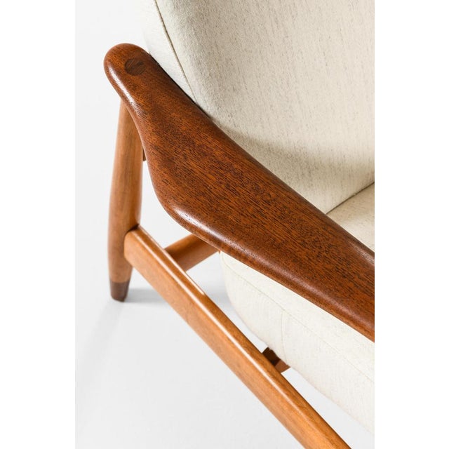 1950s Sofa in Beech and Fabric from Arne Vodder, 1950s For Sale - Image 5 of 10