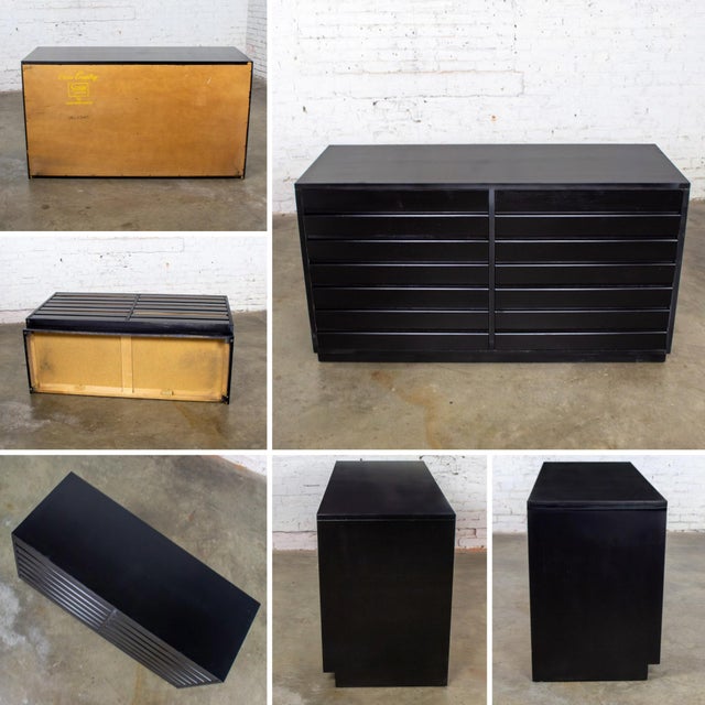 Mid-20th Century MCM Dresser by Sligh Furniture Cross Country Line With Black Painted Frame For Sale - Image 16 of 18