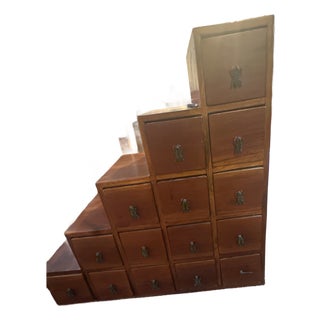 Early 20th Century Kaidan Tansu For Sale