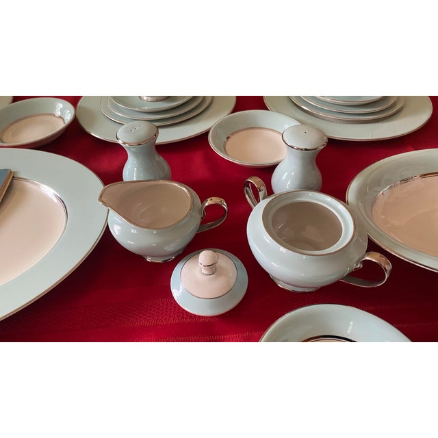 1960s Mid-Century Modern Nancy Prentiss Skyridge Fine China Dinnerware Set - 60 Pieces W/ Provenance For Sale In Boston - Image 6 of 12