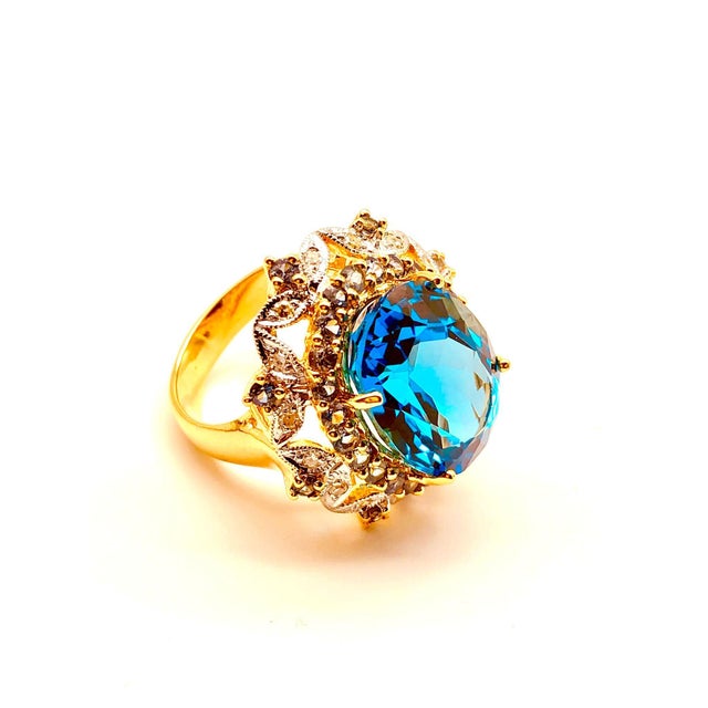Early 21st Century Bochic "Orient" Vintage Blue Topaz, Sapphire & Diamonds Ring S18K Gold & Silver For Sale - Image 5 of 18