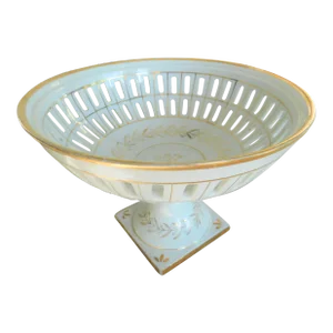 1920s White and Gold Leaf European Porcelain Openwork Pedestal Bowl
