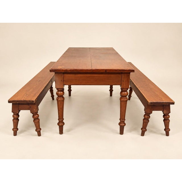 1950s Louis Philippe Farmhouse Pitchpin Table and Benches, 1950s, Set of 3 For Sale - Image 5 of 8