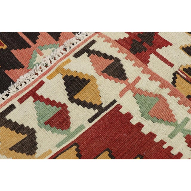 Late 20th Century Vintage Persian Shiraz Kilim Rug - 03'00 X 04'07 For Sale - Image 5 of 9