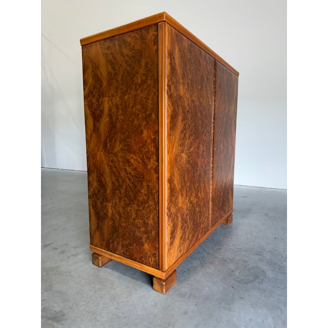 1930s European Art Deco Burlwood Gentleman’s Chest Cabinet For Sale - Image 4 of 12