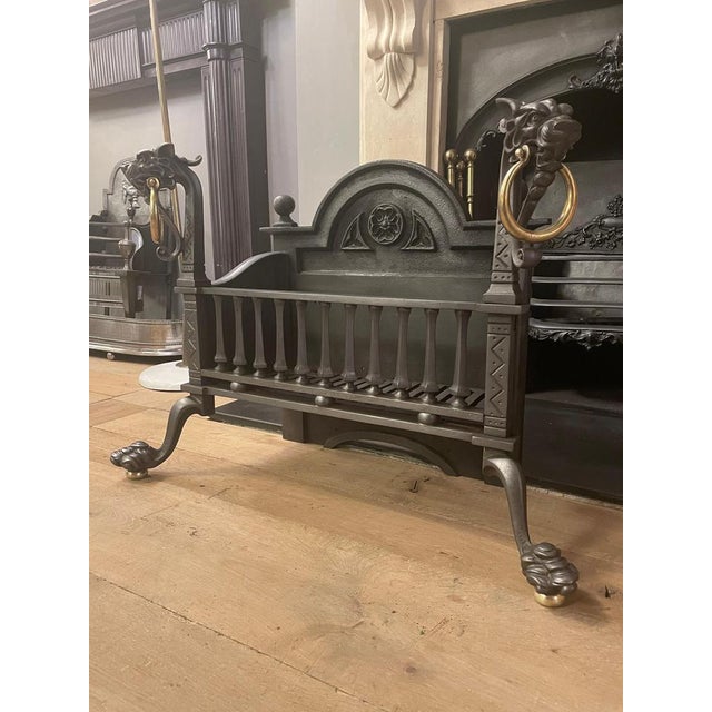 Antique English Dragon Fire Grate in Cast Iron, 1860 For Sale - Image 6 of 14