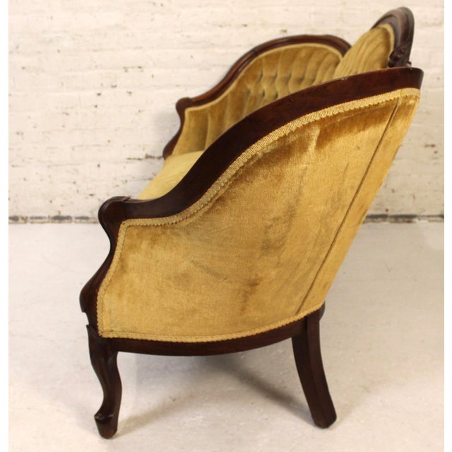 Vintage Victorian Style Gold Velvet and Walnut Settee For Sale - Image 4 of 17