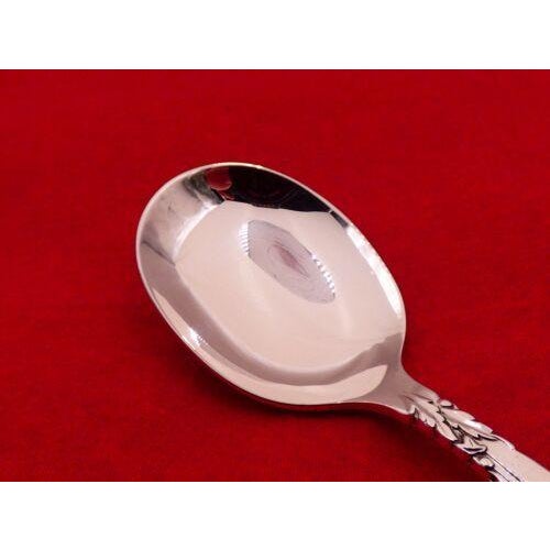 Art Deco Mid 20th Century Damask Rose by Heirloom Oneida Sterling Silver Baby Spoon, No Mono For Sale - Image 3 of 5