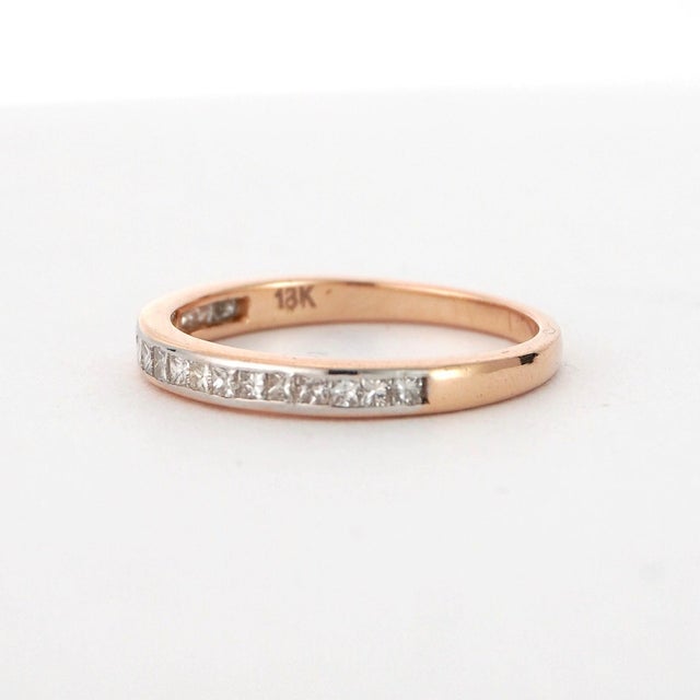 18k Gold Diamond Band Ring With 0.57ct Princess-Cut Diamonds For Sale - Image 17 of 18