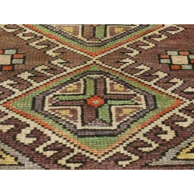 Mid 20th Century Vintage Turkish Yastik Rug - 01'05 X 01'11 For Sale - Image 5 of 5