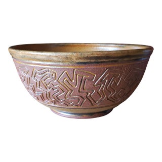 Studio Pottery Bowl Signed | Celadon Glaze & Carved Relief | Kyle, 1988 For Sale