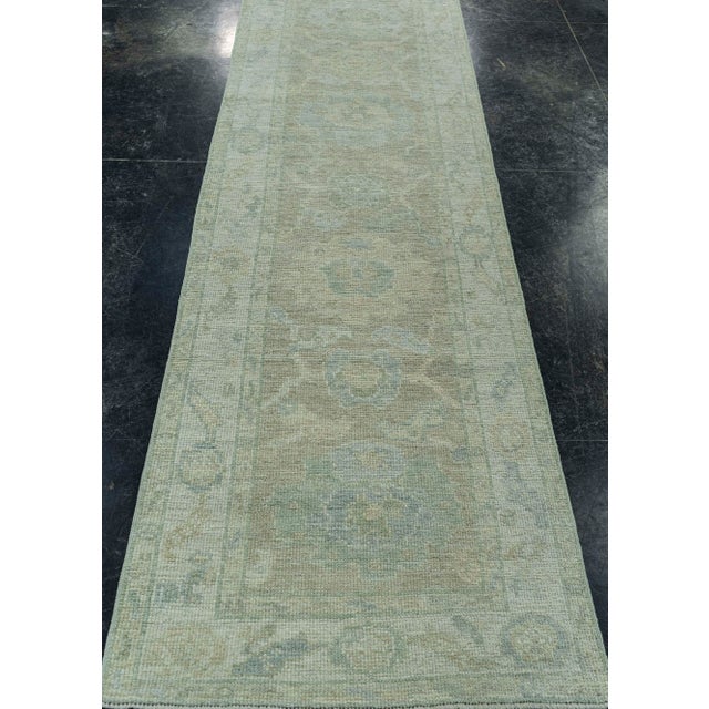 Early 21st Century Turkish Oushak Rug 2'6" x 8'8" #19421 For Sale - Image 5 of 8