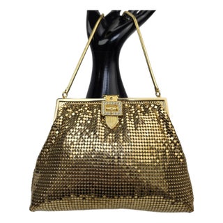 Mid 20th Century Whiting Davis Art Deco Rhinestone Clasp Hollywood Glam Gold Mesh Evening Bag For Sale