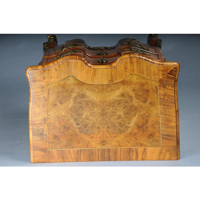 Antique Chest of Drawers in Oak with Walnut Veneer, Dresden, 1870 For Sale - Image 16 of 18