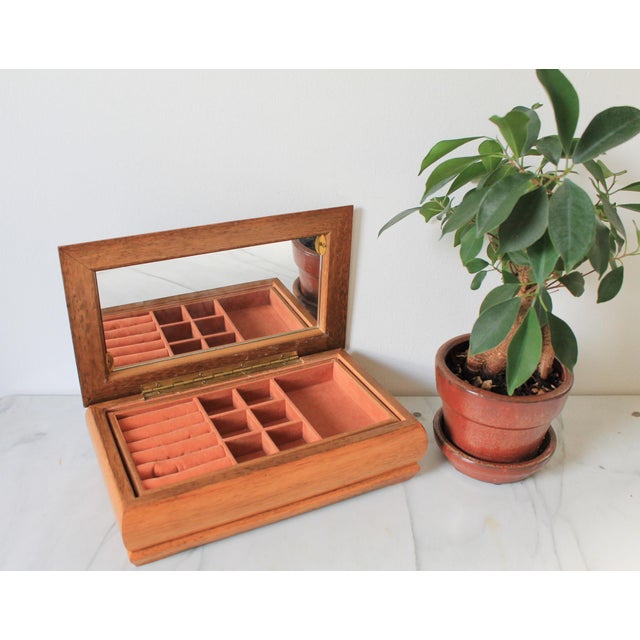 Vintage wood jewelry box with mirror. Made in Taiwan. Makers mark on bottom Some light wear.